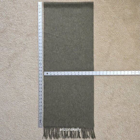 NWOT Cashmere Scarf Olive Green - Picture 4 of 14